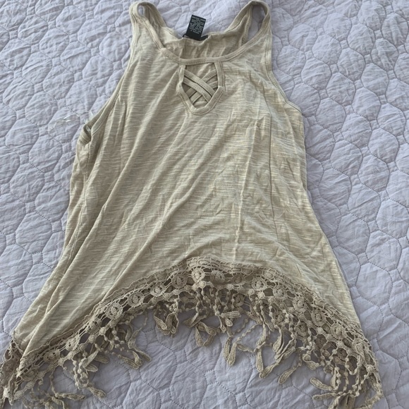Flowy Tank Top - Picture 1 of 3